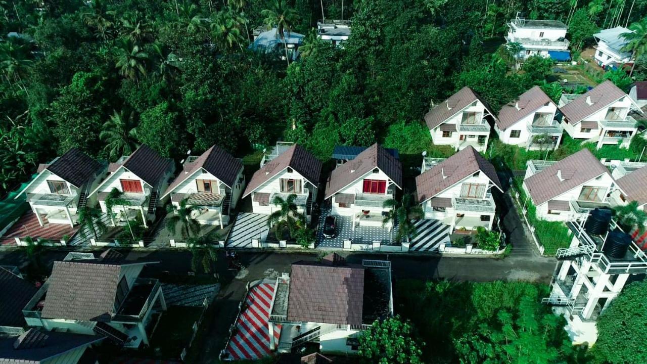 Nest Resorts Athirappilly Extérieur photo